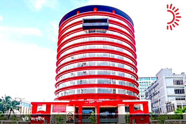 অগ্নিনিরাপত্তায় চরম ঝুঁকি