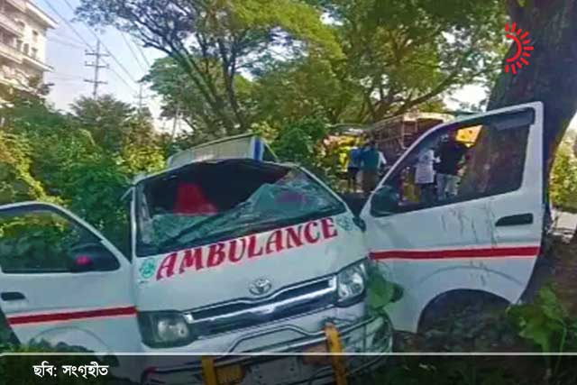 দুর্ঘটনায় প্রাণ হারালেন স্বামী