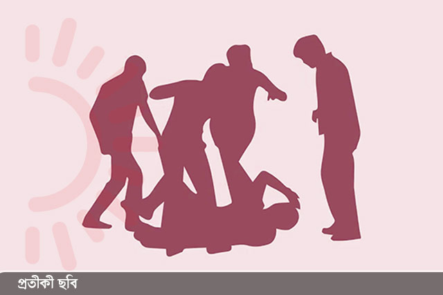 ক্রিকেট খেলা নিয়ে রণক্ষেত্র