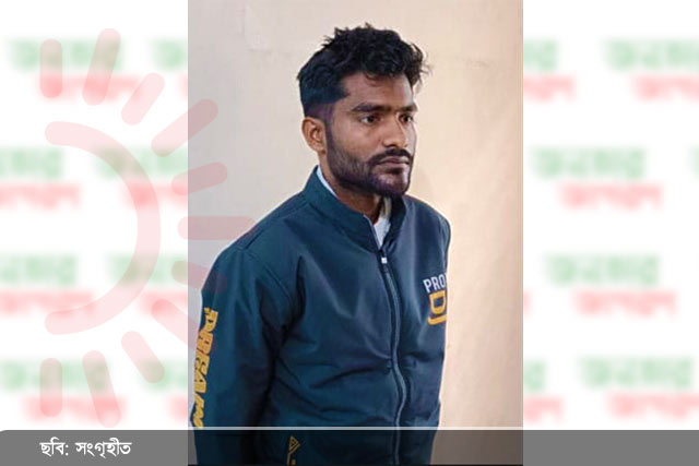 মোহনপুরে ৫ কেজি গাঁজাসহ দুইজন আটক