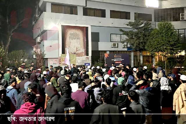 রুয়েট শিক্ষার্থীদের বিক্ষোভ