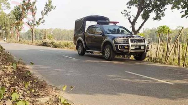 বাসে ডাকাতি