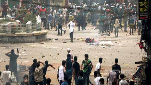 কুয়েটে ছাত্রদল বনাম বৈষম্যবিরোধী ছাত্র আন্দোলন, সংঘর্ষে আহত ৩০