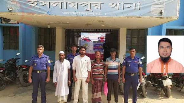 বদলির হুমকি