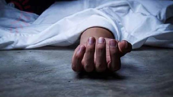 মানসিক চাপে আত্মহত্যা!