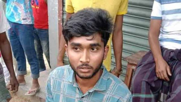 গুলি হুমকি