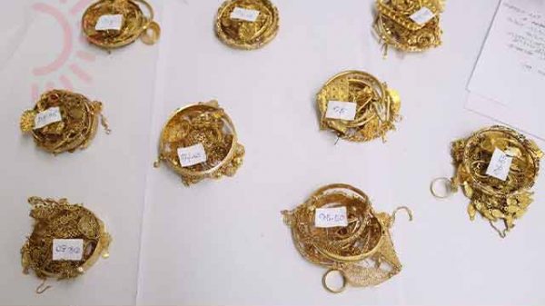 যুবক আটক