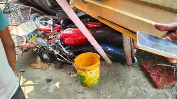 সড়ক দুর্ঘটনা