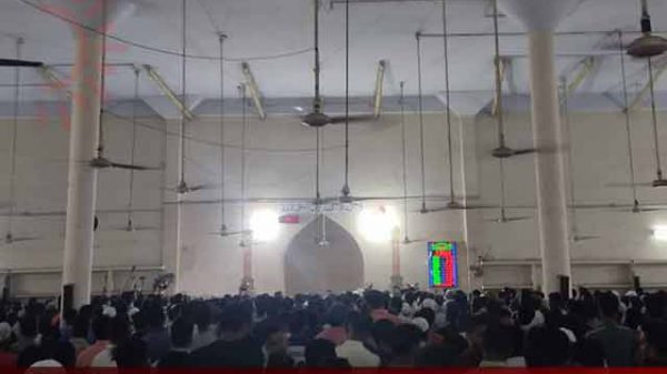 ঢাবির কেন্দ্রীয় মসজিদ
