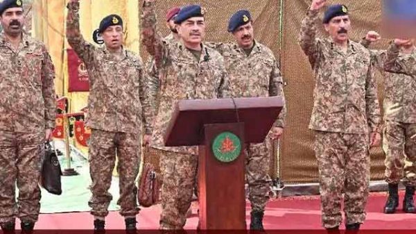 সেনাপ্রধান আসিম মুনির