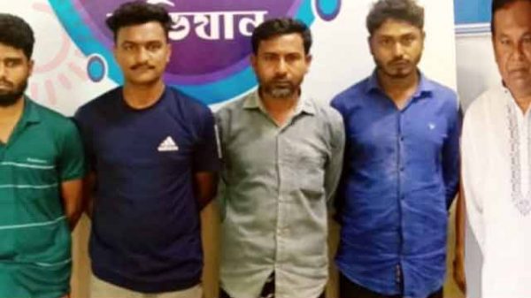 ছাত্রদের রক্তের দাগে জেলে যুবলীগ নেতারা