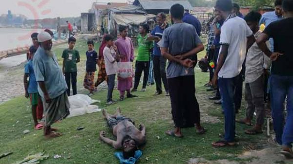 নদীতে ভাসমান অজ্ঞাত লাশ ঘিরে রহস্য ও আতঙ্ক!