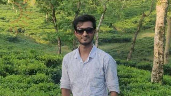 নাটোরে সড়ক দূর্ঘটনায়