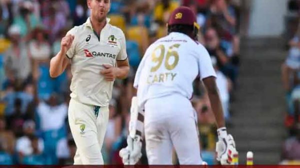 অস্ট্রেলিয়ার দাপুটে জয়