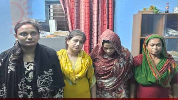 জামালপুরে সীমান্ত থেকে চার নারীসহ আটক ৭