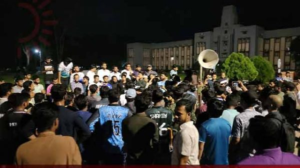 চাঁদা না দেওয়ায় ব্যবসায়ীকে নৃশংস হত্যা