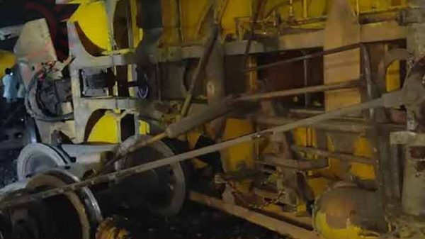 তেলবাহী ট্রেন