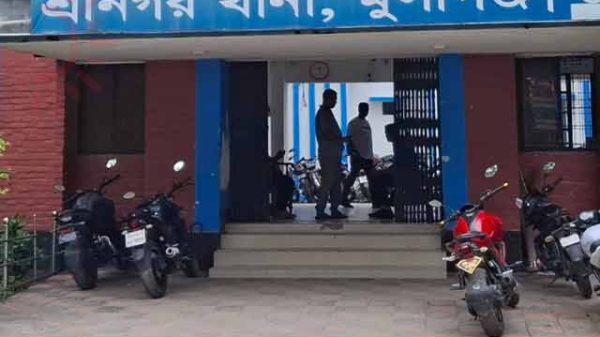 শ্রীনগরে গণপিটুনি