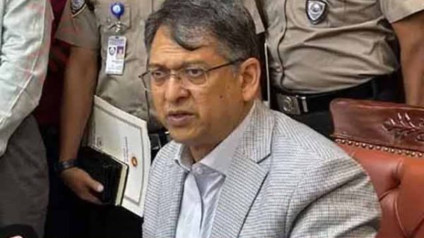 দেশে মাদকাসক্ত