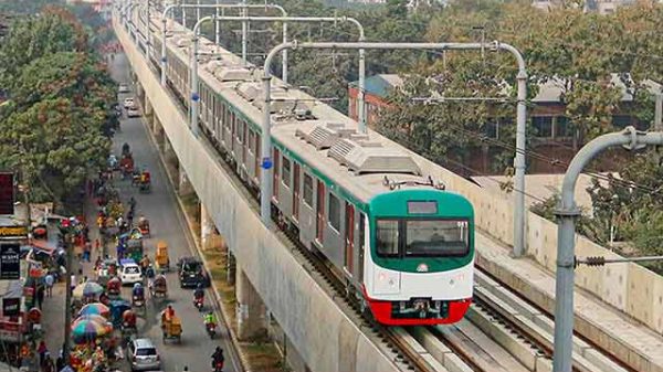 মেট্রোরেল সেবা বন্ধের হুঁশিয়ারি: ডিএমটিসিএলের সিদ্ধান্ত