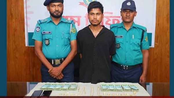 চট্টগ্রামে কলেজছাত্রীকে ব্ল্যাকমেইল