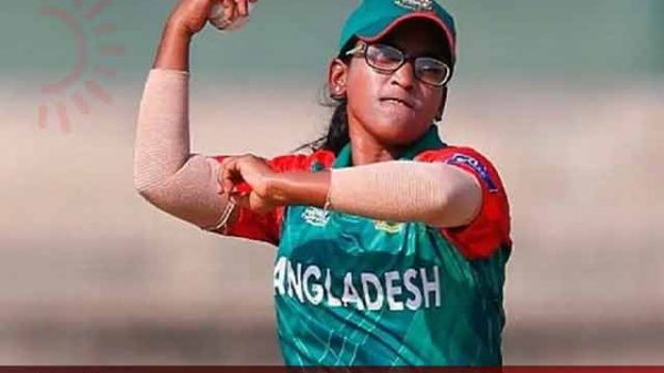 নাম প্রত্যাহারের আবেদন রুমানার