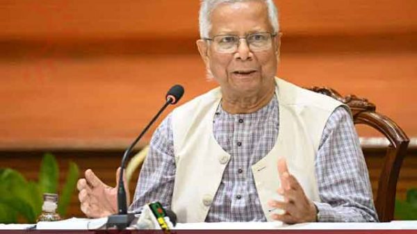 সৎ, পেশাদার ও রাজনৈতিক মতাদর্শের ঊর্ধ্বে