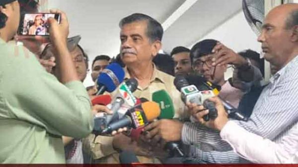 শিক্ষা উপদেষ্টা