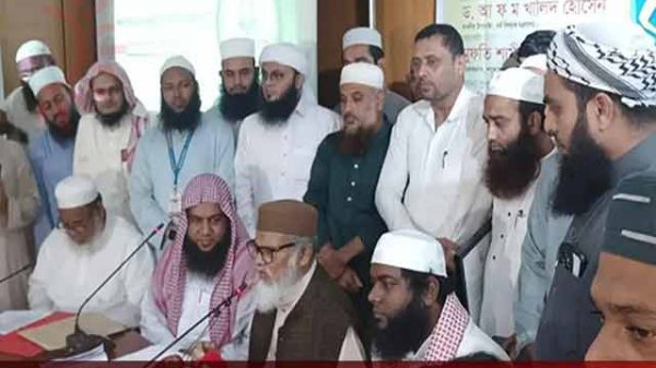 মসজিদ কমিটি ব্যবস্থাপনা নীতিমালার গেজেট শিগগিরই : ধর্ম উপদেষ্টা