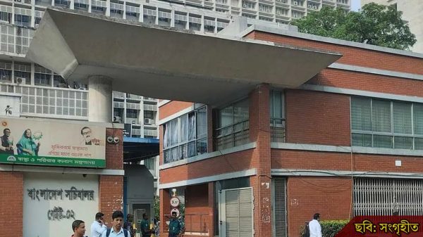 এসইউপি নিষিদ্ধে সচিবালয়ে নজির স্থাপন সরকারের
